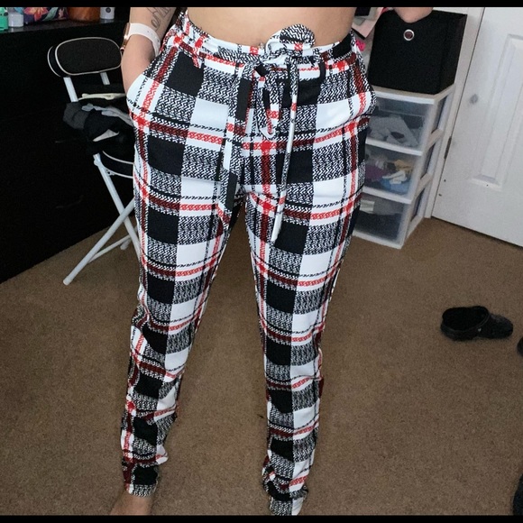 Shein pants - Picture 1 of 3